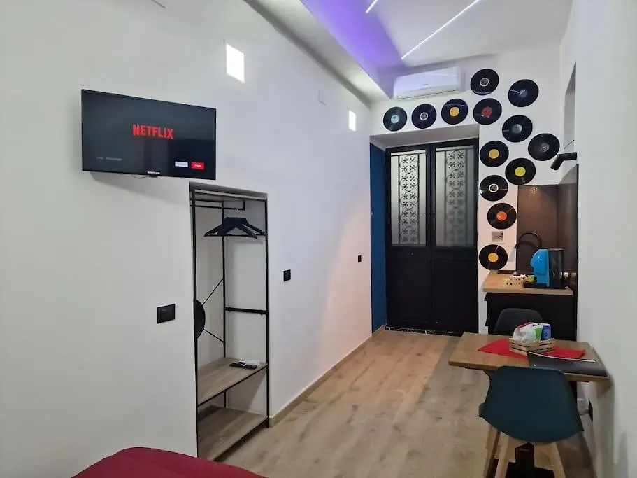 Apartment Tribunali Naples Flat
