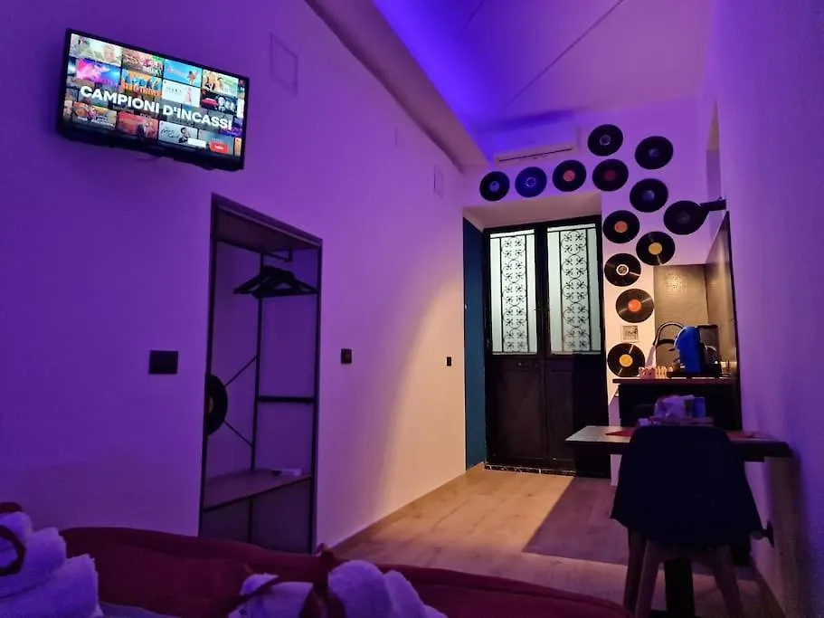 Apartamento Tribunali Naples Flat
